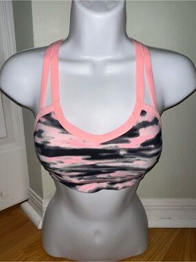 Women’s Pink Camouflage Seamless Sports Bra